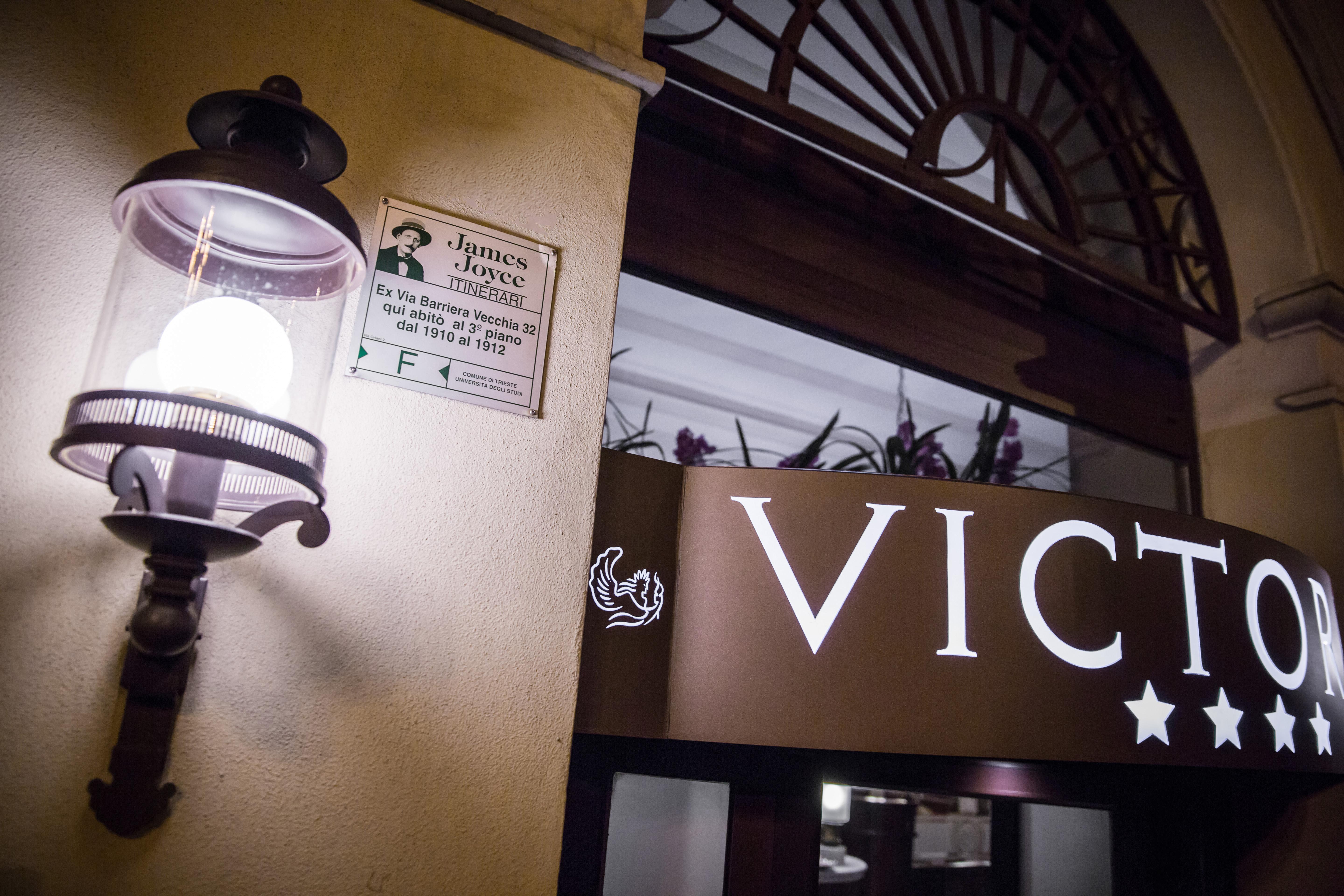Victoria Hotel Letterario Triest Exterior foto